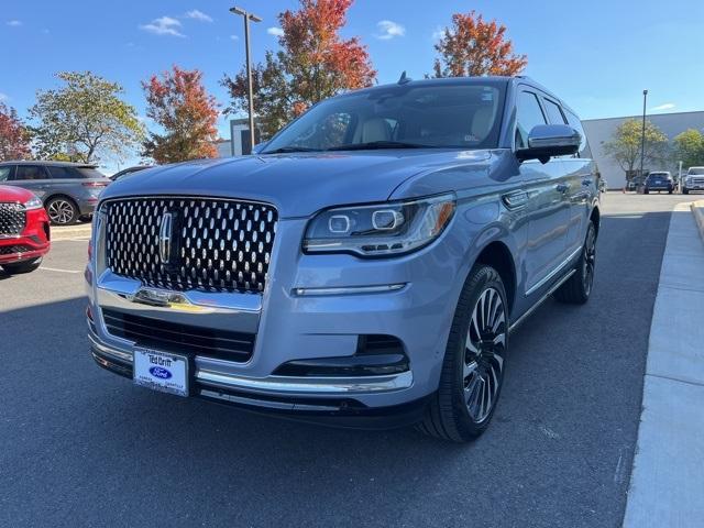 used 2024 Lincoln Navigator car, priced at $95,500