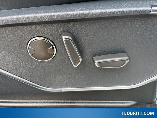 used 2023 Ford F-150 Lightning car, priced at $59,000