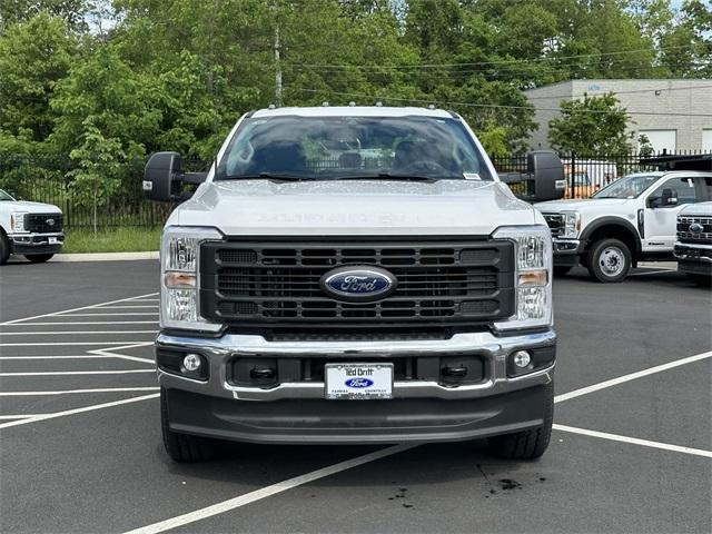 new 2025 Ford F-350 car, priced at $53,600