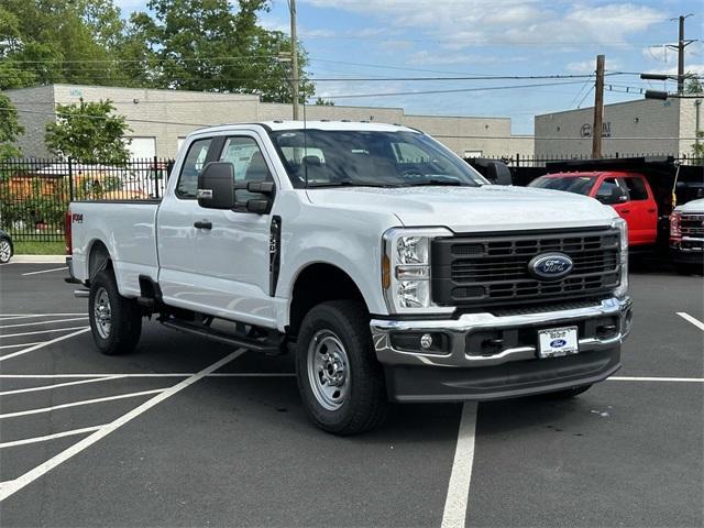 new 2025 Ford F-350 car, priced at $53,600