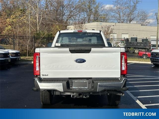 new 2024 Ford F-250 car, priced at $48,925