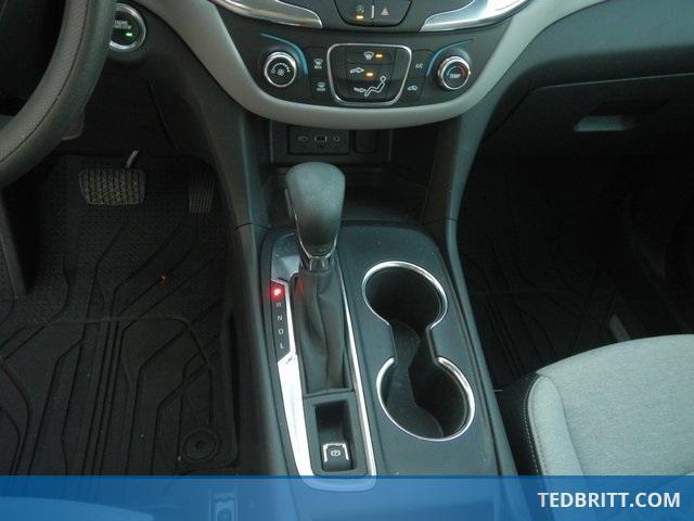 used 2022 Chevrolet Equinox car, priced at $19,500