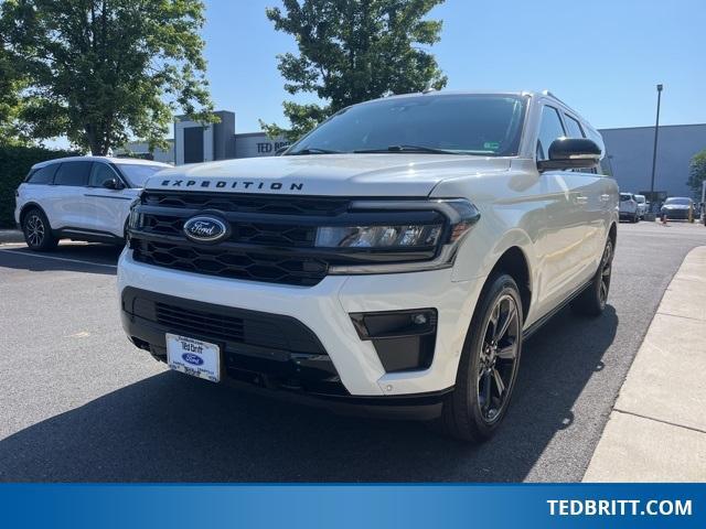 used 2022 Ford Expedition Max car, priced at $56,000