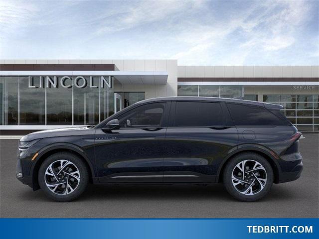 new 2025 Lincoln Nautilus car, priced at $52,605