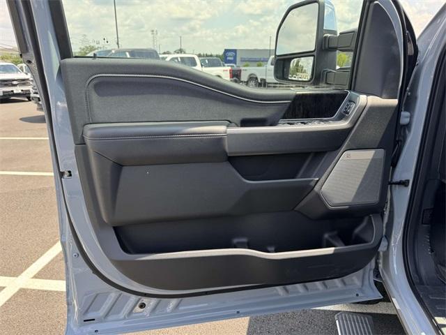 new 2025 Ford F-350 car, priced at $87,670