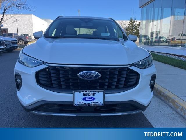 used 2024 Ford Escape car, priced at $28,500