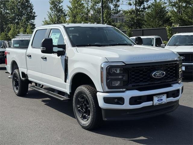 new 2025 Ford F-250 car, priced at $59,280