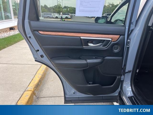 used 2020 Honda CR-V car, priced at $26,000