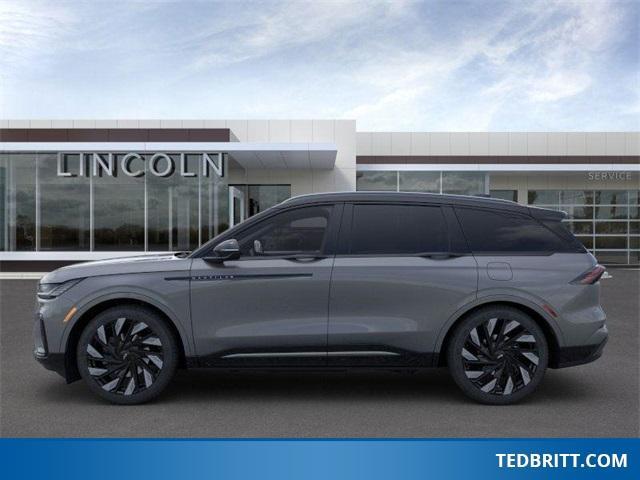 new 2025 Lincoln Nautilus car, priced at $69,106