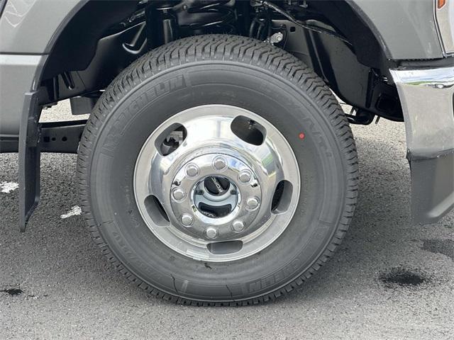 new 2025 Ford F-350 car, priced at $92,975