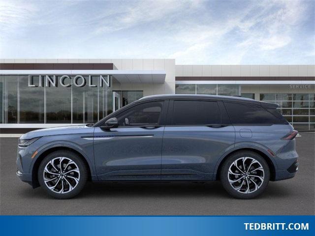 new 2025 Lincoln Nautilus car, priced at $68,801