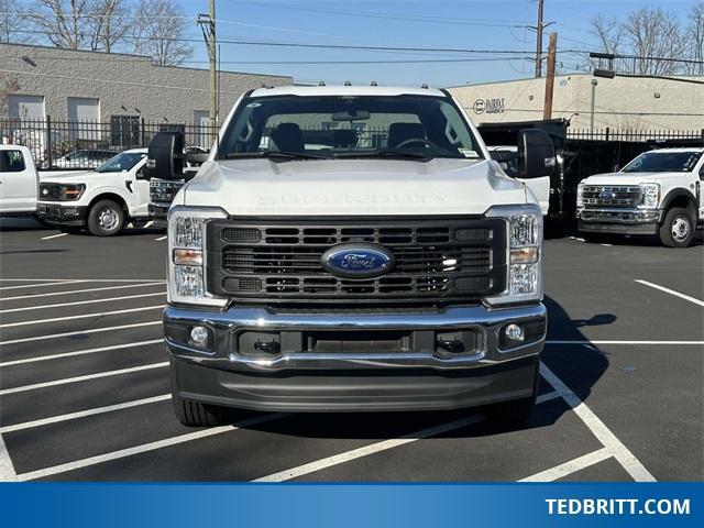 new 2024 Ford F-250 car, priced at $46,585