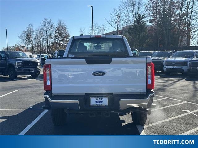 new 2024 Ford F-250 car, priced at $46,585