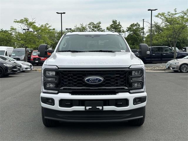 new 2025 Ford F-250 car, priced at $60,280