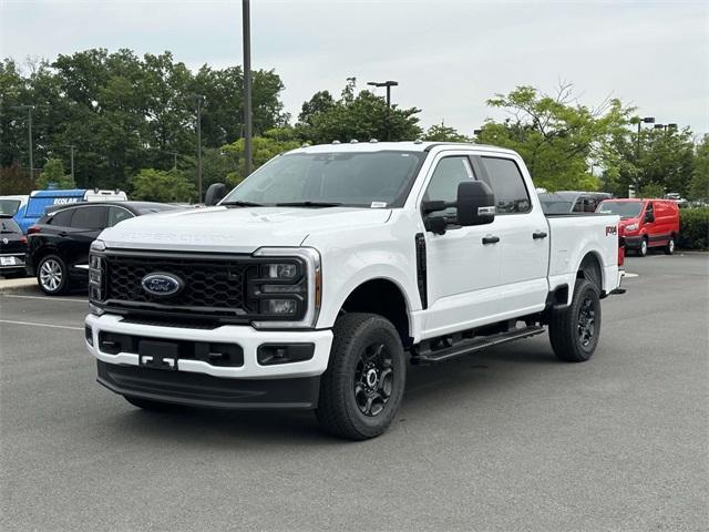new 2025 Ford F-250 car, priced at $60,280