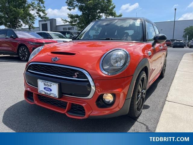 used 2019 MINI Hardtop car, priced at $19,000