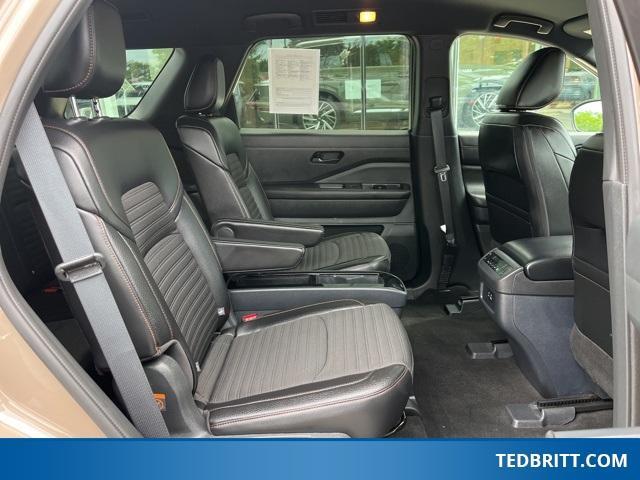 used 2024 Nissan Pathfinder car, priced at $37,000