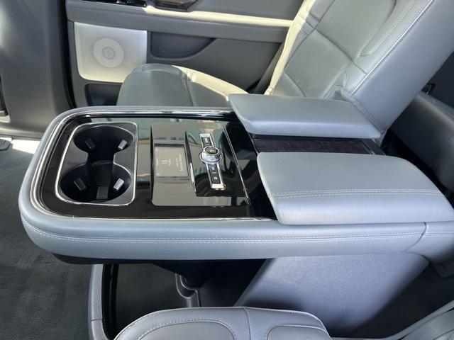 used 2019 Lincoln Navigator car, priced at $36,500