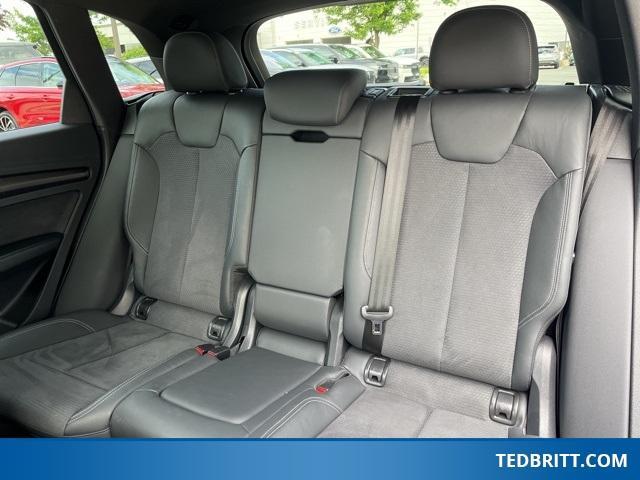 used 2022 Audi SQ5 car, priced at $33,500