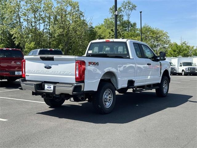 new 2025 Ford F-350 car, priced at $53,600