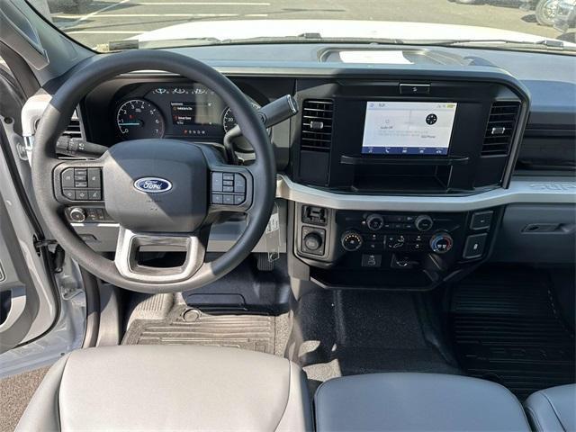 new 2025 Ford F-350 car, priced at $53,600
