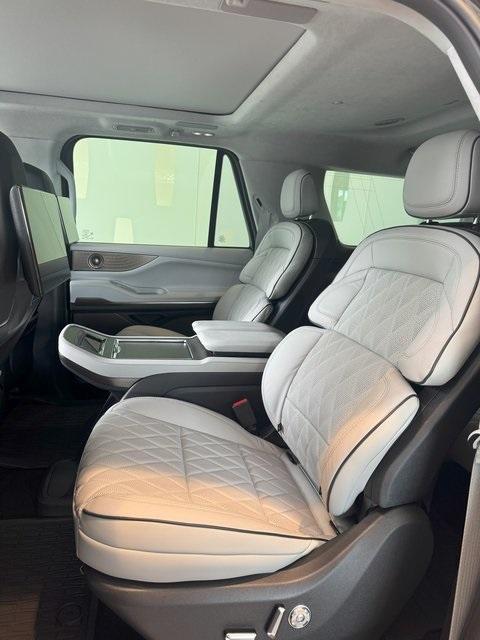 new 2025 Lincoln Navigator L car, priced at $134,830