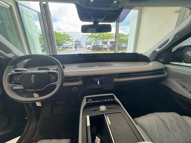new 2025 Lincoln Navigator L car, priced at $134,830