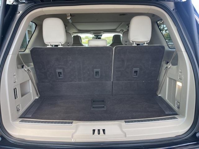 used 2021 Lincoln Navigator car, priced at $40,000