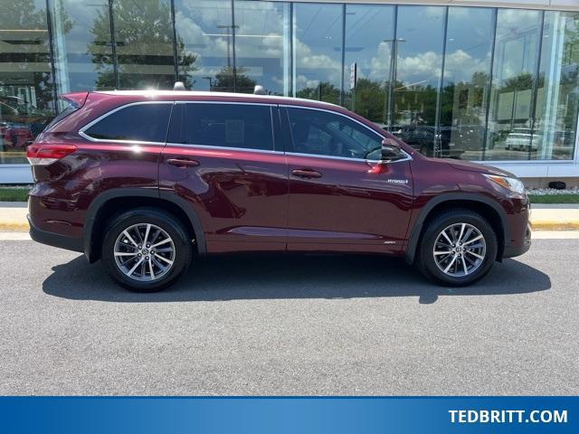 used 2018 Toyota Highlander Hybrid car, priced at $29,500