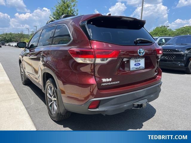 used 2018 Toyota Highlander Hybrid car, priced at $29,500