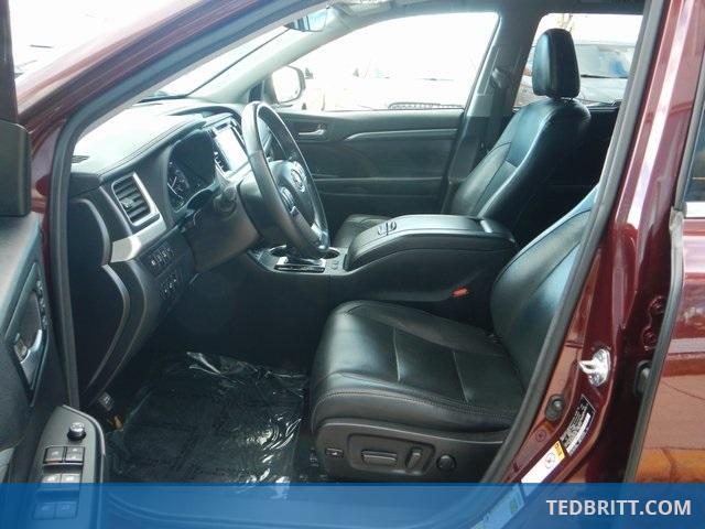 used 2018 Toyota Highlander car, priced at $25,500