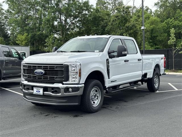 new 2025 Ford F-350 car, priced at $65,375
