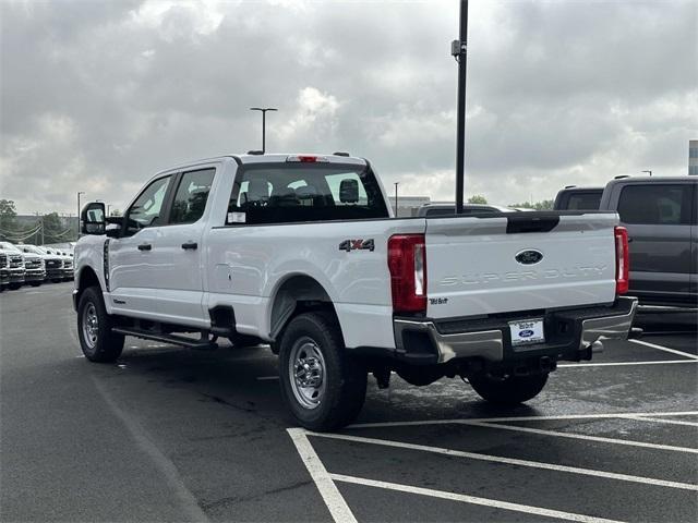 new 2025 Ford F-350 car, priced at $65,375