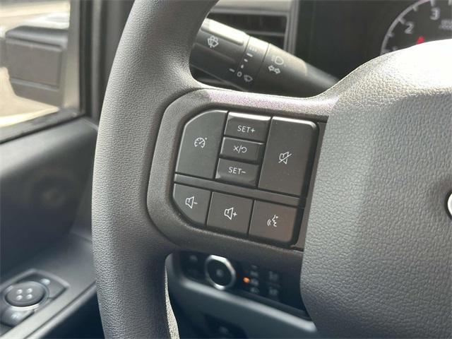 new 2025 Ford F-350 car, priced at $53,600