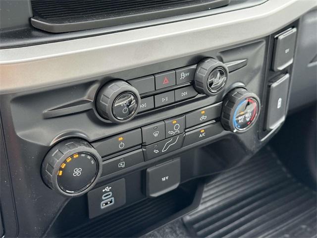 new 2025 Ford F-350 car, priced at $53,600