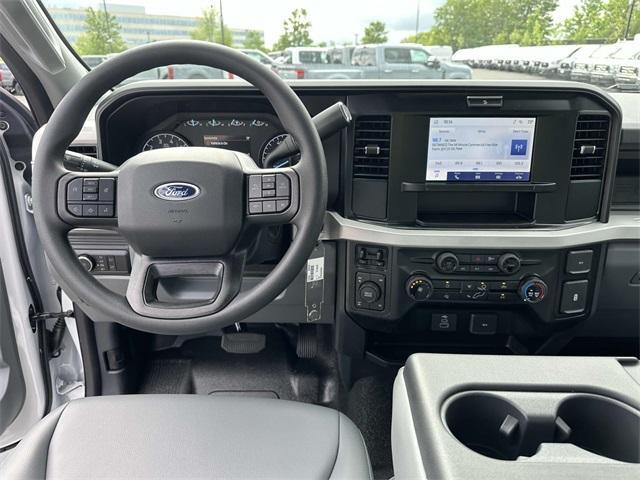 new 2025 Ford F-350 car, priced at $53,600