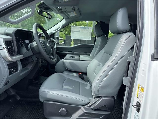 new 2025 Ford F-350 car, priced at $53,600