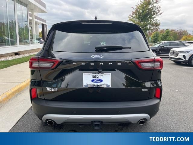 used 2025 Ford Escape car, priced at $34,000