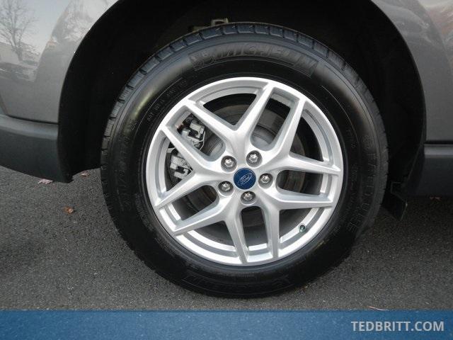 used 2022 Ford Edge car, priced at $22,000