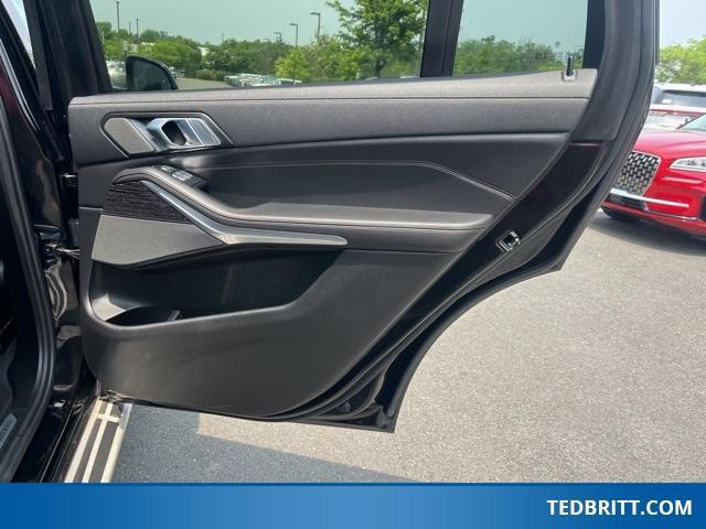 used 2021 BMW X7 car, priced at $40,000