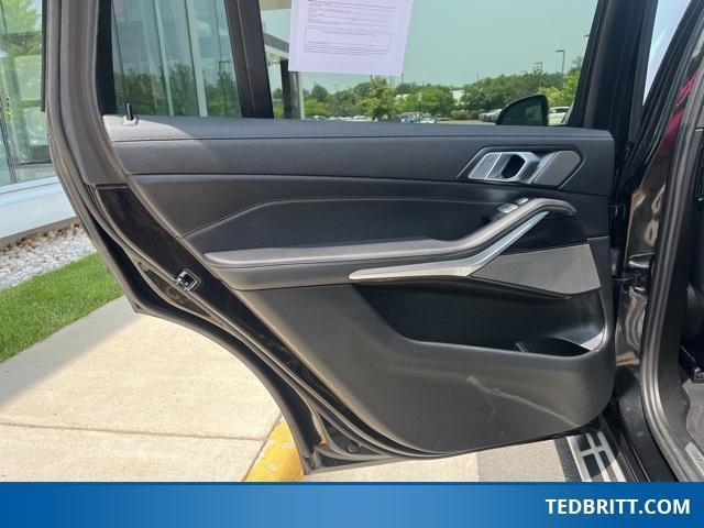 used 2021 BMW X7 car, priced at $40,000
