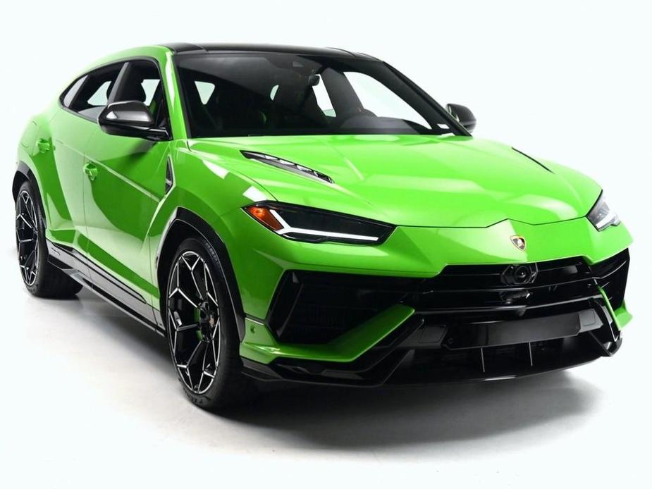 used 2023 Lamborghini Urus car, priced at $319,995