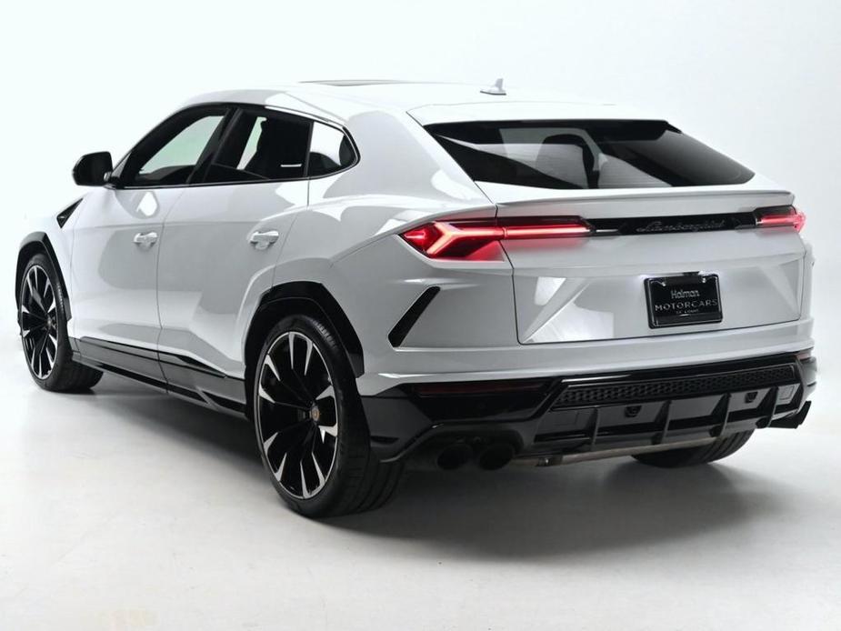 used 2021 Lamborghini Urus car, priced at $234,995