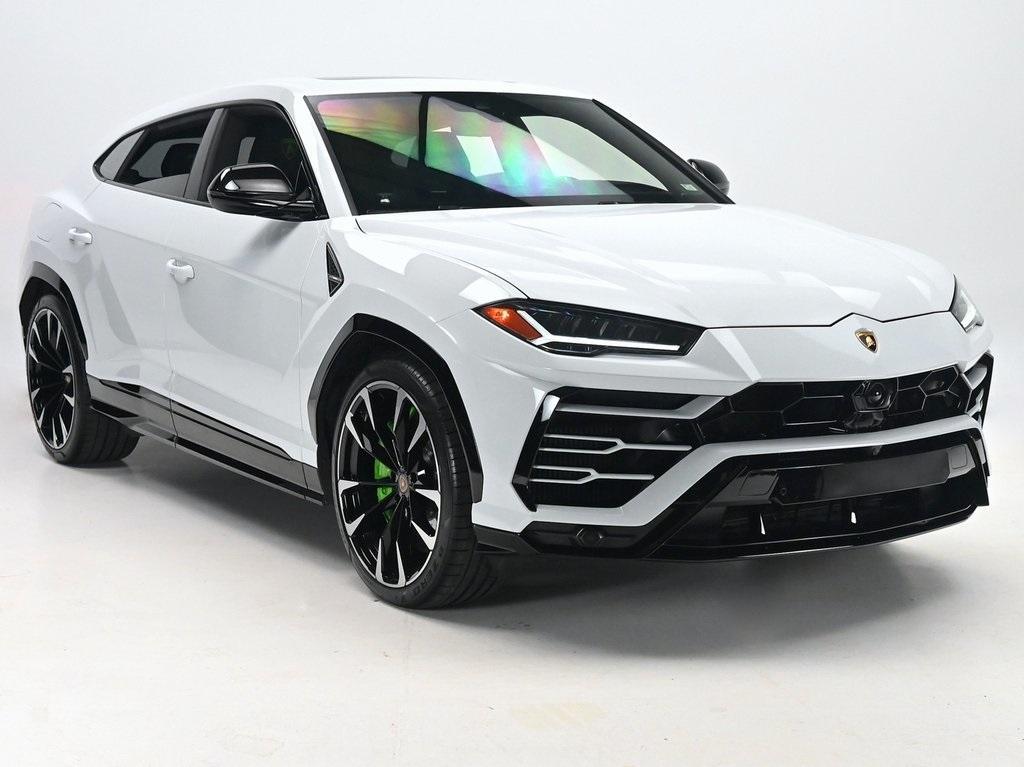 used 2021 Lamborghini Urus car, priced at $234,995