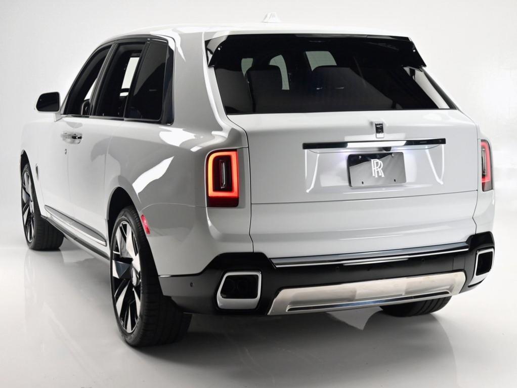 new 2025 Rolls-Royce Cullinan car, priced at $526,550