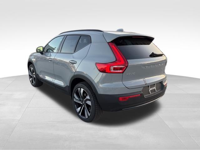 new 2025 Volvo XC40 car, priced at $49,790