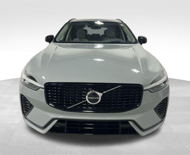 new 2025 Volvo XC60 car, priced at $60,660
