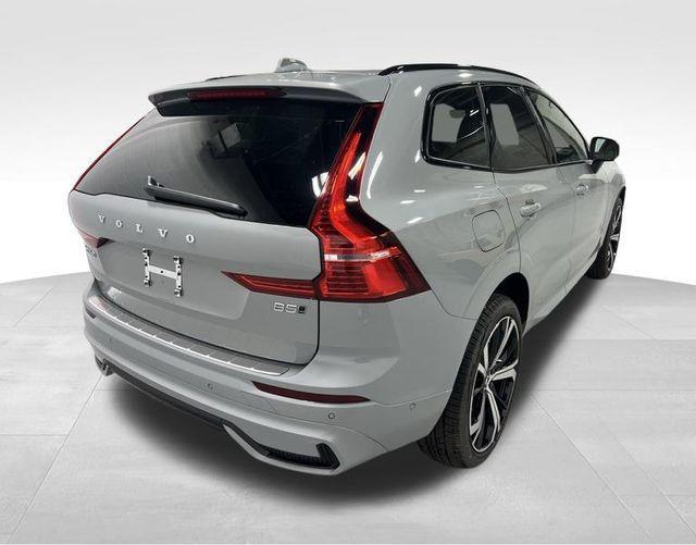 new 2025 Volvo XC60 car, priced at $60,660