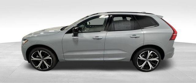 new 2025 Volvo XC60 car, priced at $60,660