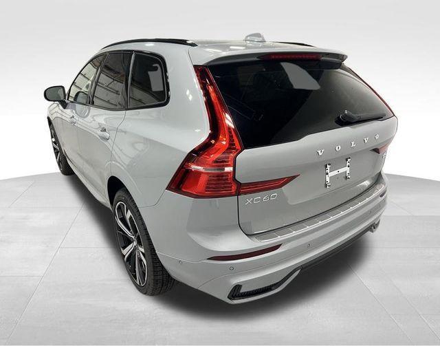 new 2025 Volvo XC60 car, priced at $60,660
